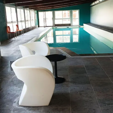 Cosy A Avec Terrasse, Piscine, Sauna, Parking Et Wifi Gratuit - Fr-1-165b-49 * Jausiers